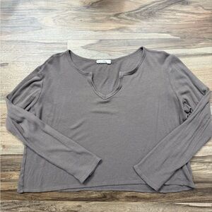 Chic Long Sleeve Women's Top in Gray